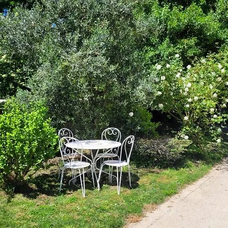 Maison A La Campagne Proche De La Rochelle 度假居 *